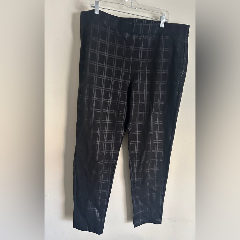 Vince Camuto Women’s Black Plaid Pants